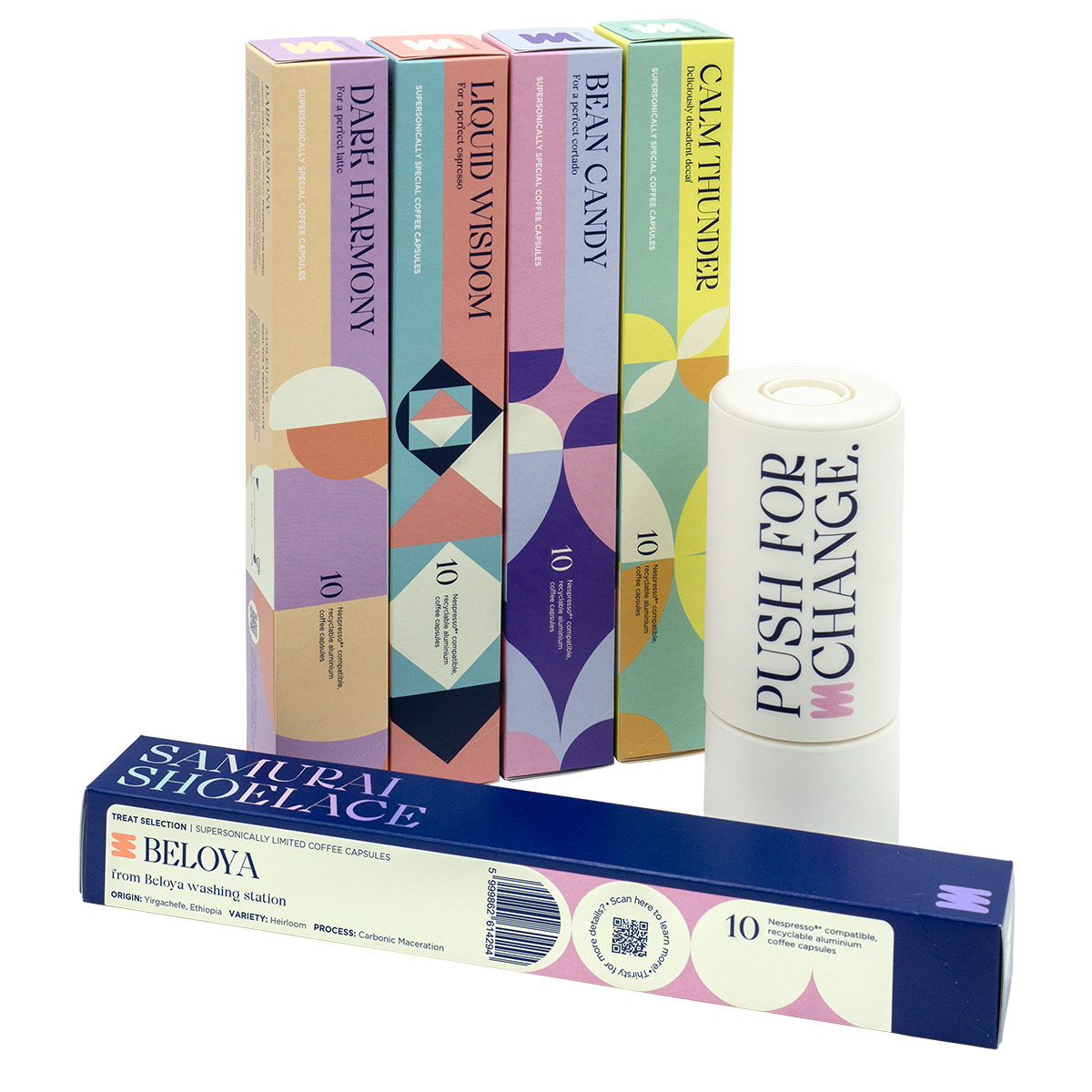 Samurai Shoelace Meet the Samurai csomagajánlat termékfotója Beloya kávékapszulával és Waycap Recicloo-val transzparens háttérrel