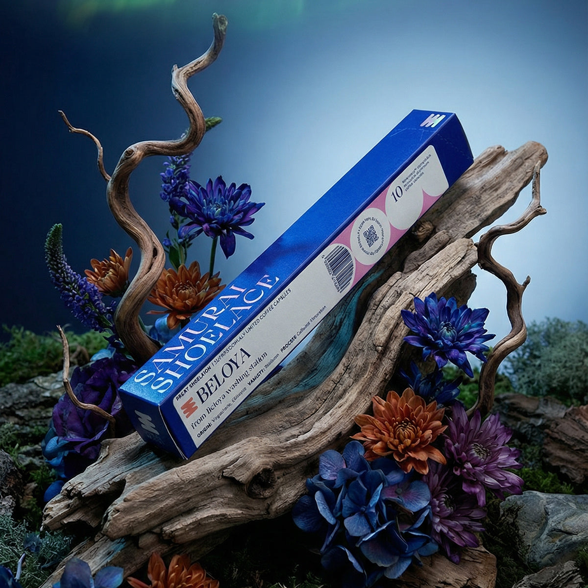 Samurai Shoelace Treat Selection Beloya termékfotó egzotikus virágokkal egy faágon